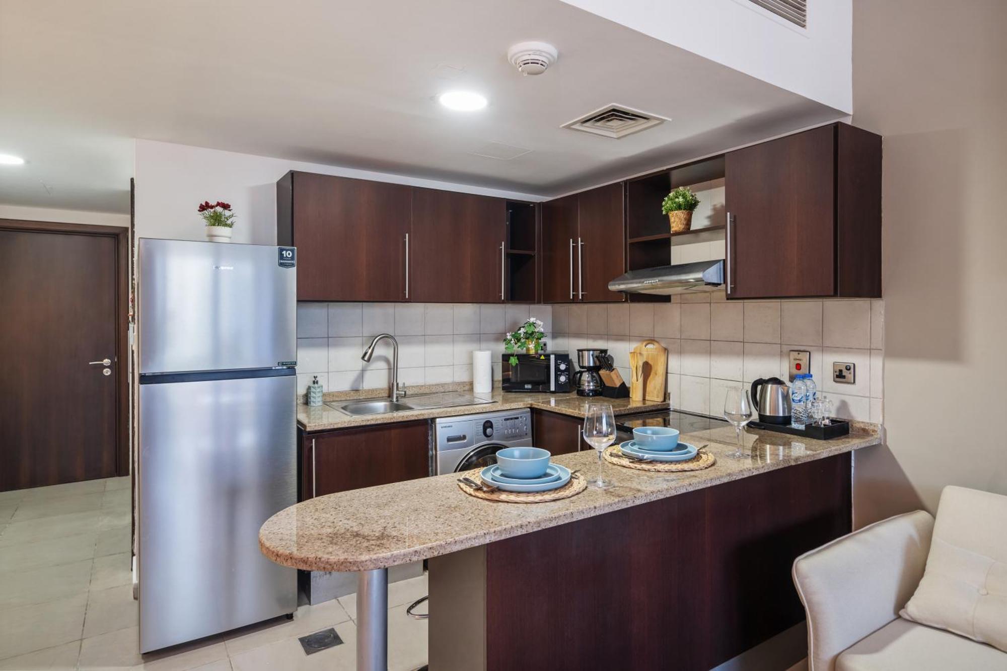 Apartment Furnished In Arch Tower, Jlt Near Metro